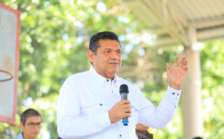 Anuncia Javier May programa de Consultorios Médicos en Comunidades