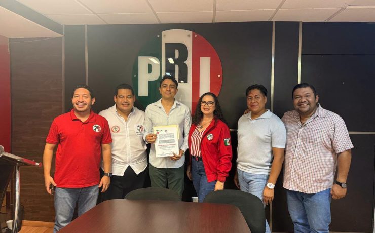 Benito Hernández Villanueva rinde protesta