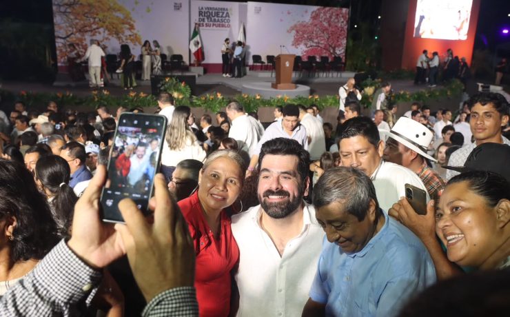 Daniel Casasús acompaña al gobernador Javier May