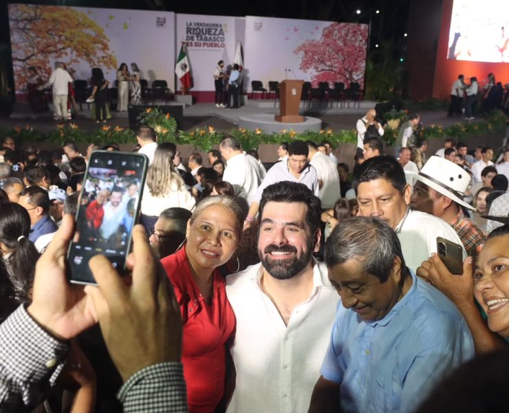 Daniel Casasús acompaña al gobernador Javier May