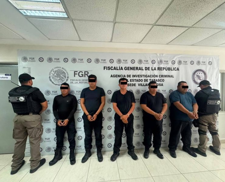 Detienen a seis servidores públicos de la SSPC en operativo Enjambre