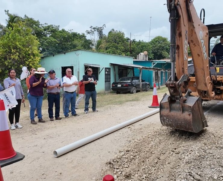 En Buena Vista Apasco
