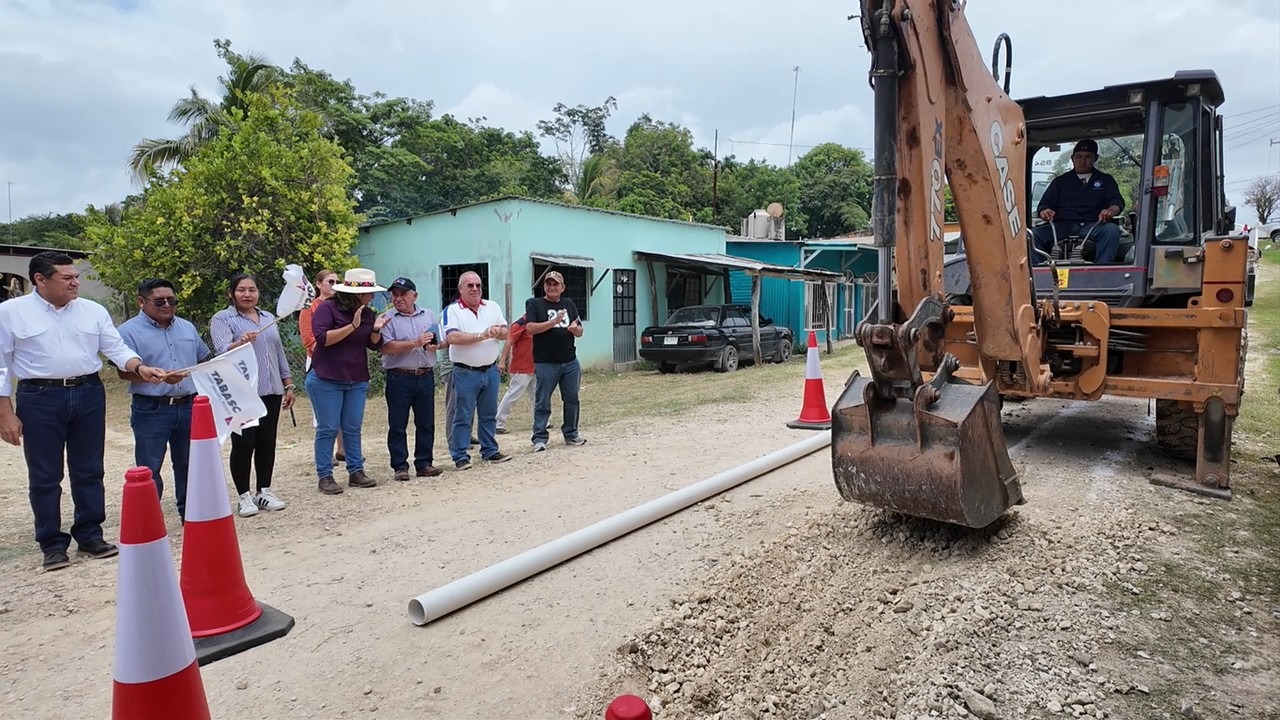 En Buena Vista Apasco