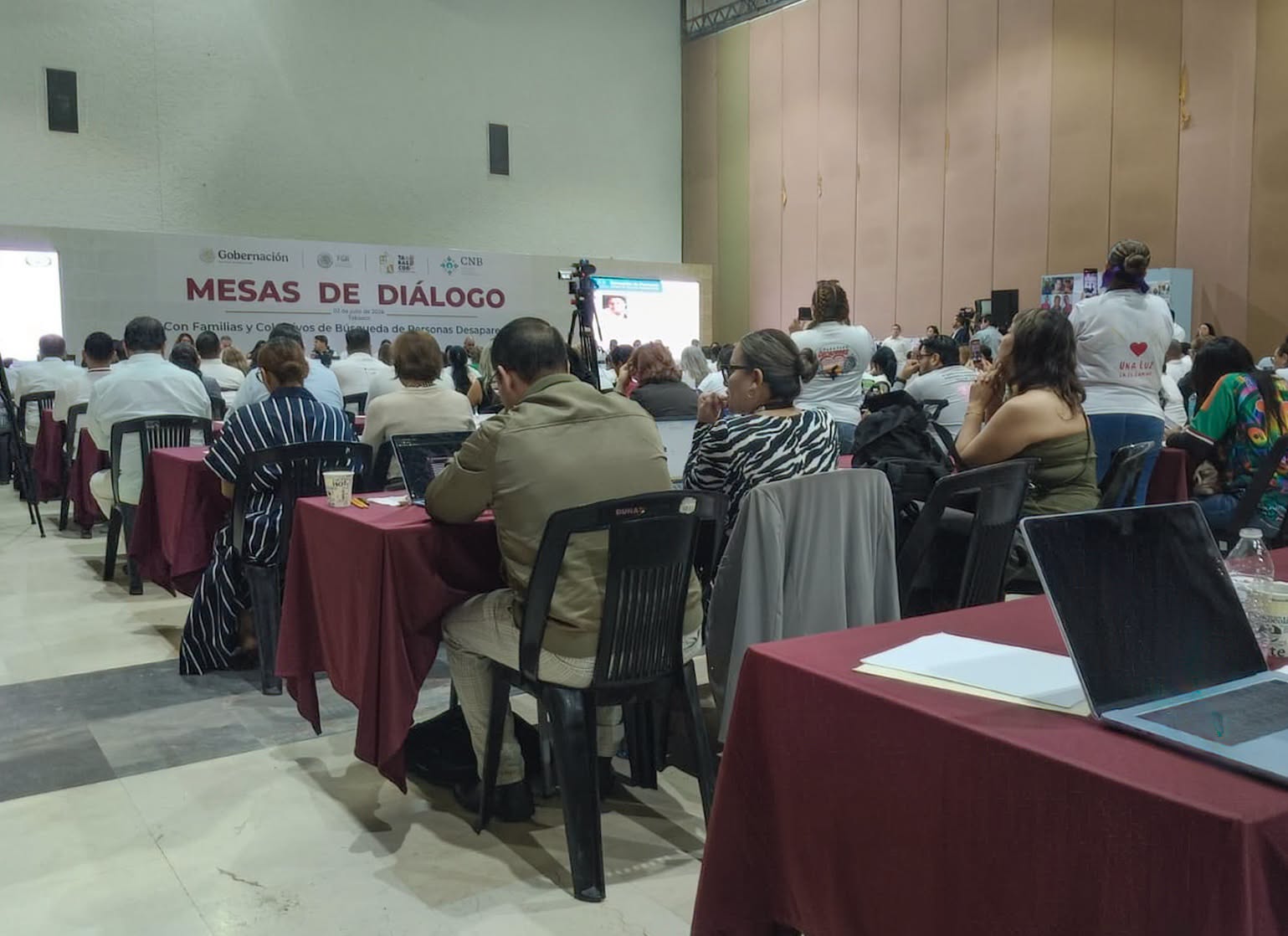 Espacios para reuniones y difusión de fichas de búsqueda
