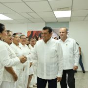 Gobernador Javier May atestigua informe del magistrado presidente del TSJ