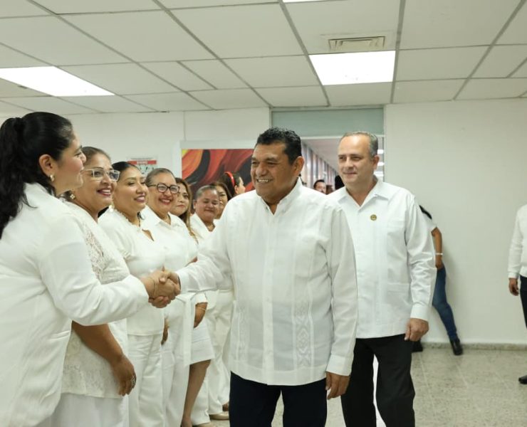 Gobernador Javier May atestigua informe del magistrado presidente del TSJ