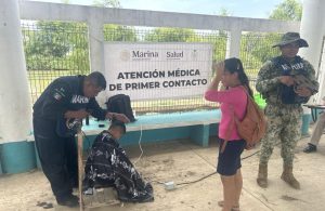 Brigadas del Programa de Atención Médica de Primer Contacto llevaron consultas, servicios preventivos y atención integral a comunidades de difícil acceso en Centla, Tabasco.