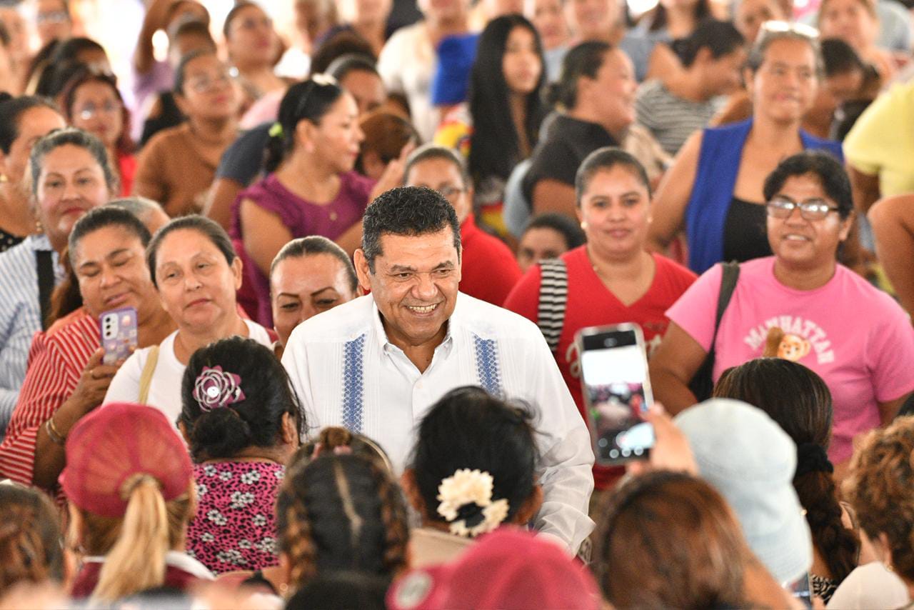 Nuevos beneficiarios de Centro a Tandas para la Mujer 