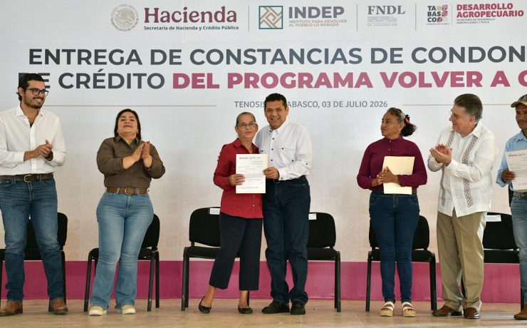 Reciben productores de Tabasco condonación de adeudos