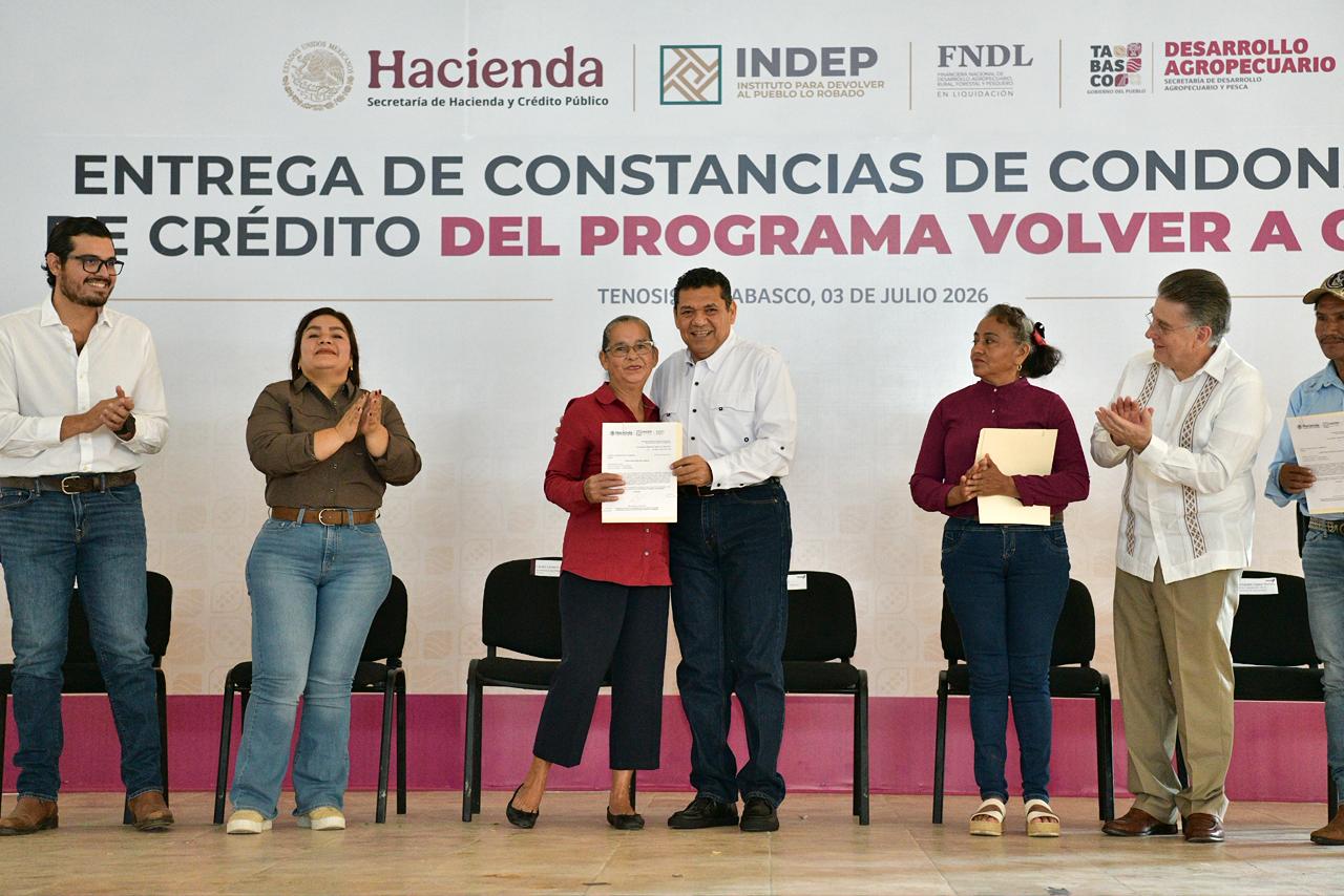 Reciben productores de Tabasco condonación de adeudos