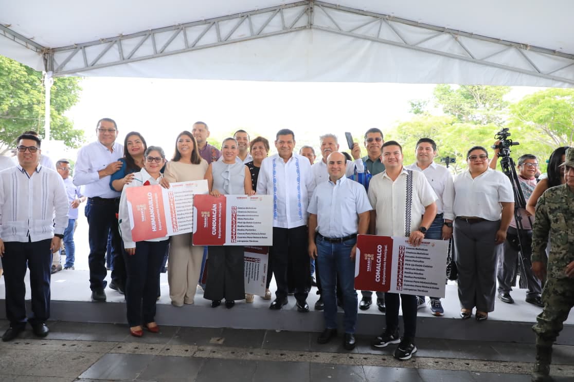 Reconocen alcaldes apoyo del Gobierno del Pueblo