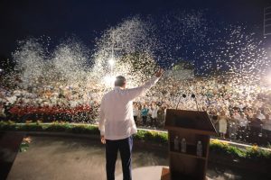 Javier May Rodríguez resaltó que el Gobierno del Pueblo lleva bienestar histórico mediante programas sociales, obras estratégicas y acciones directas que buscan mejorar las condiciones de vida de las y los tabasqueños.