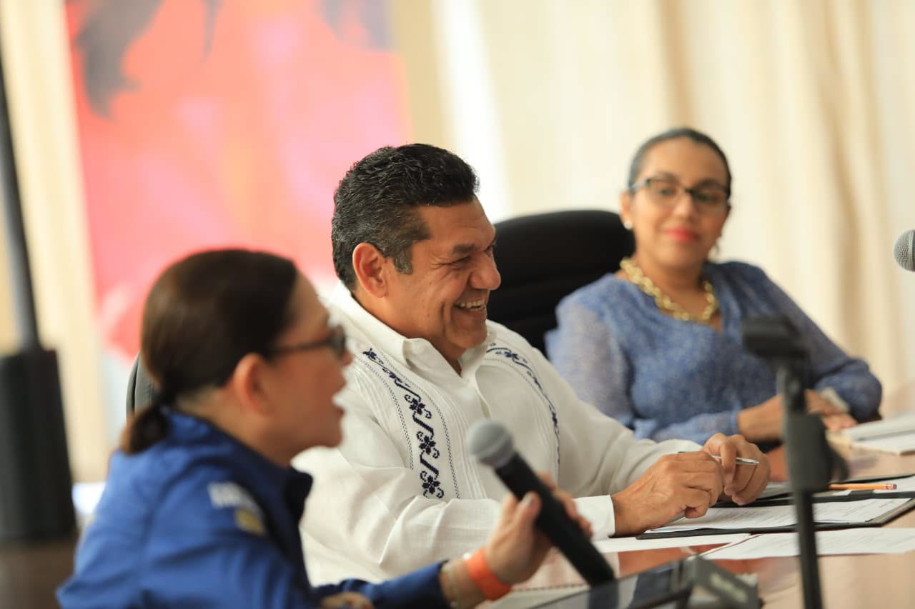 Revisan proyectos estratégicos para el estado