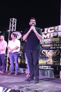 El ingeniero Daniel Casasús Ruz encabezó la premiación de la Liga de fútbol ``Sandino´´, reconociendo el esfuerzo, disciplina y talento de las niñas, niños y jóvenes que participaron durante la temporada 2025-2026.