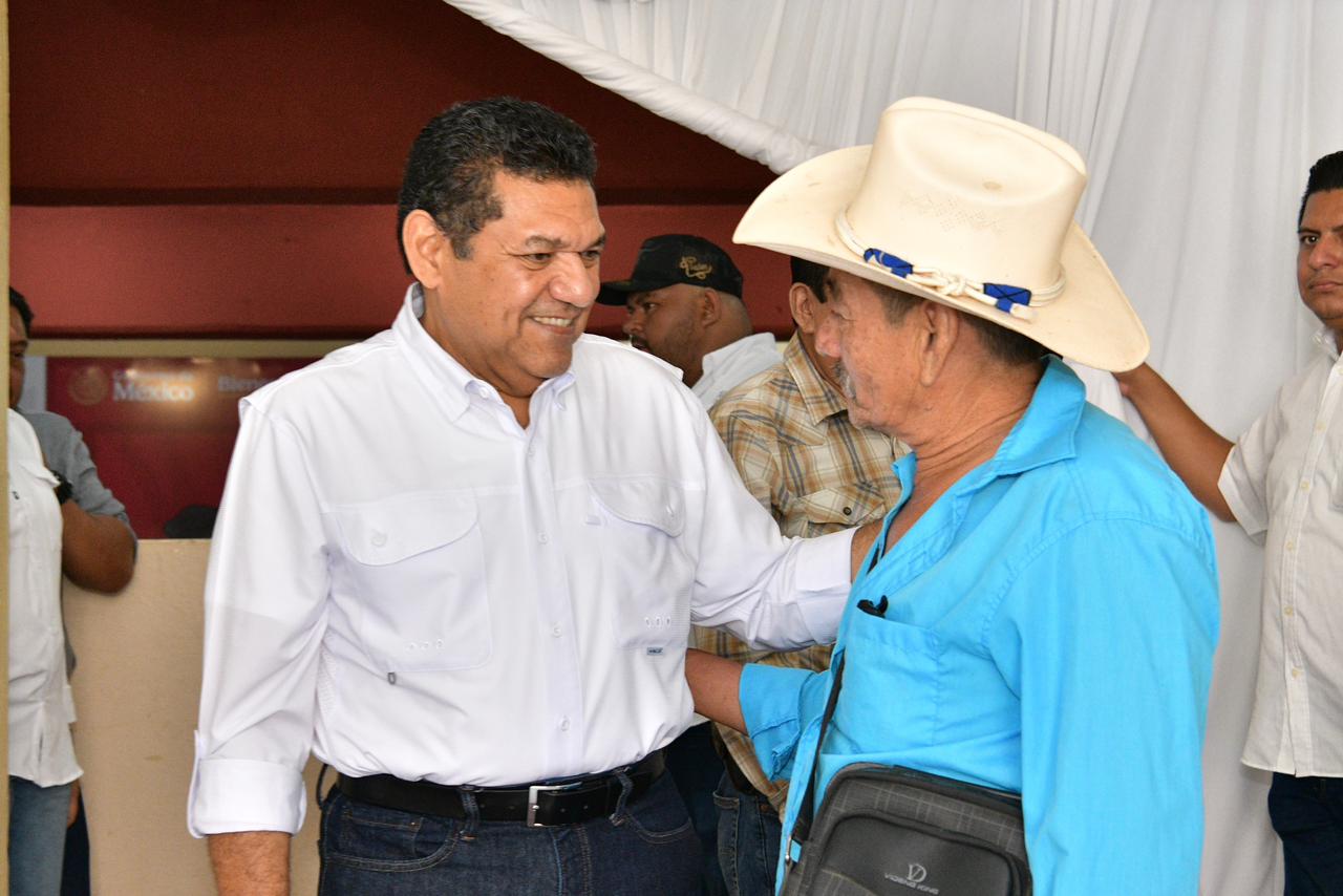Anuncian consultorios médicos para fortalecer la atención de salud