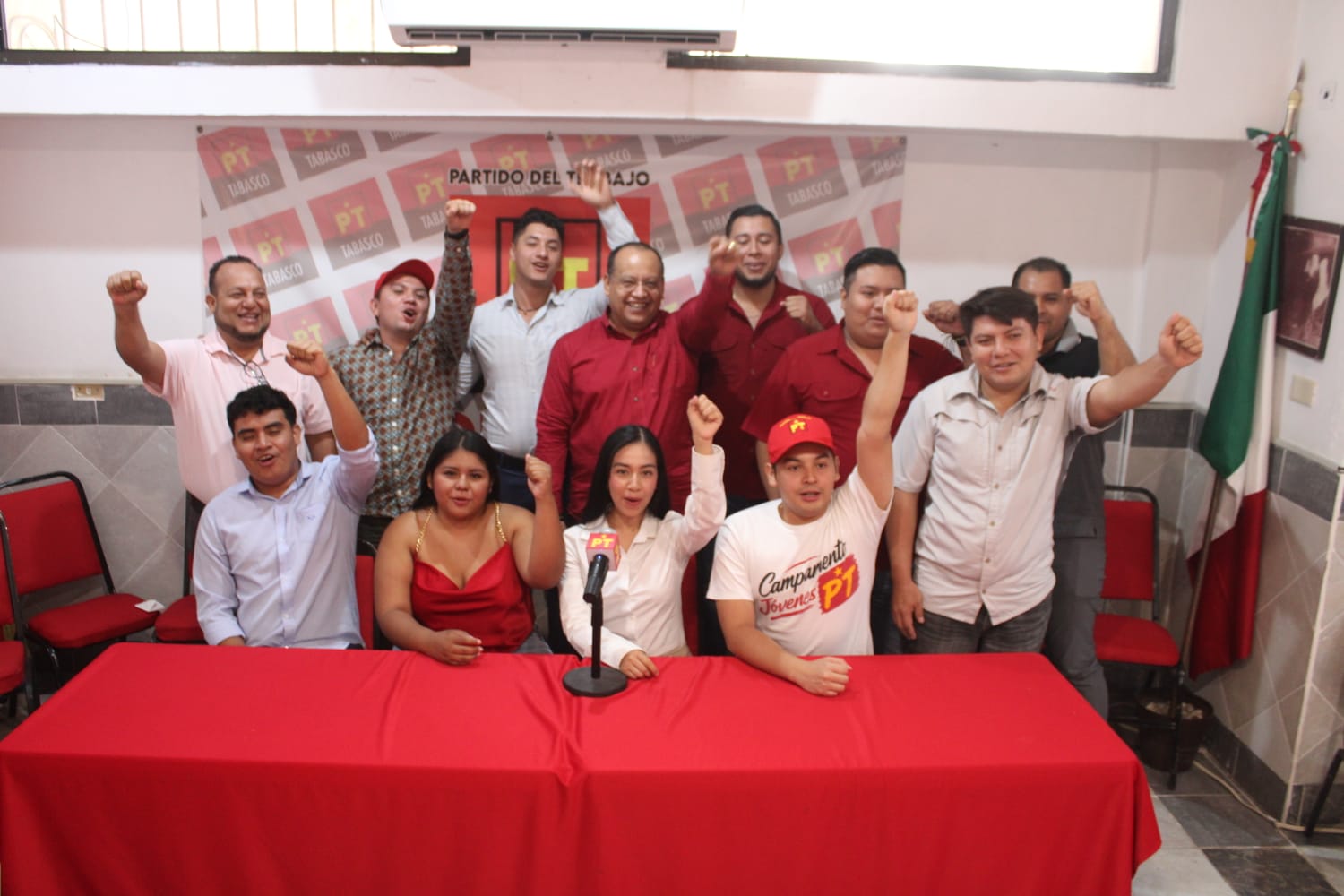 Jóvenes petistas se preparan para cambio generacional