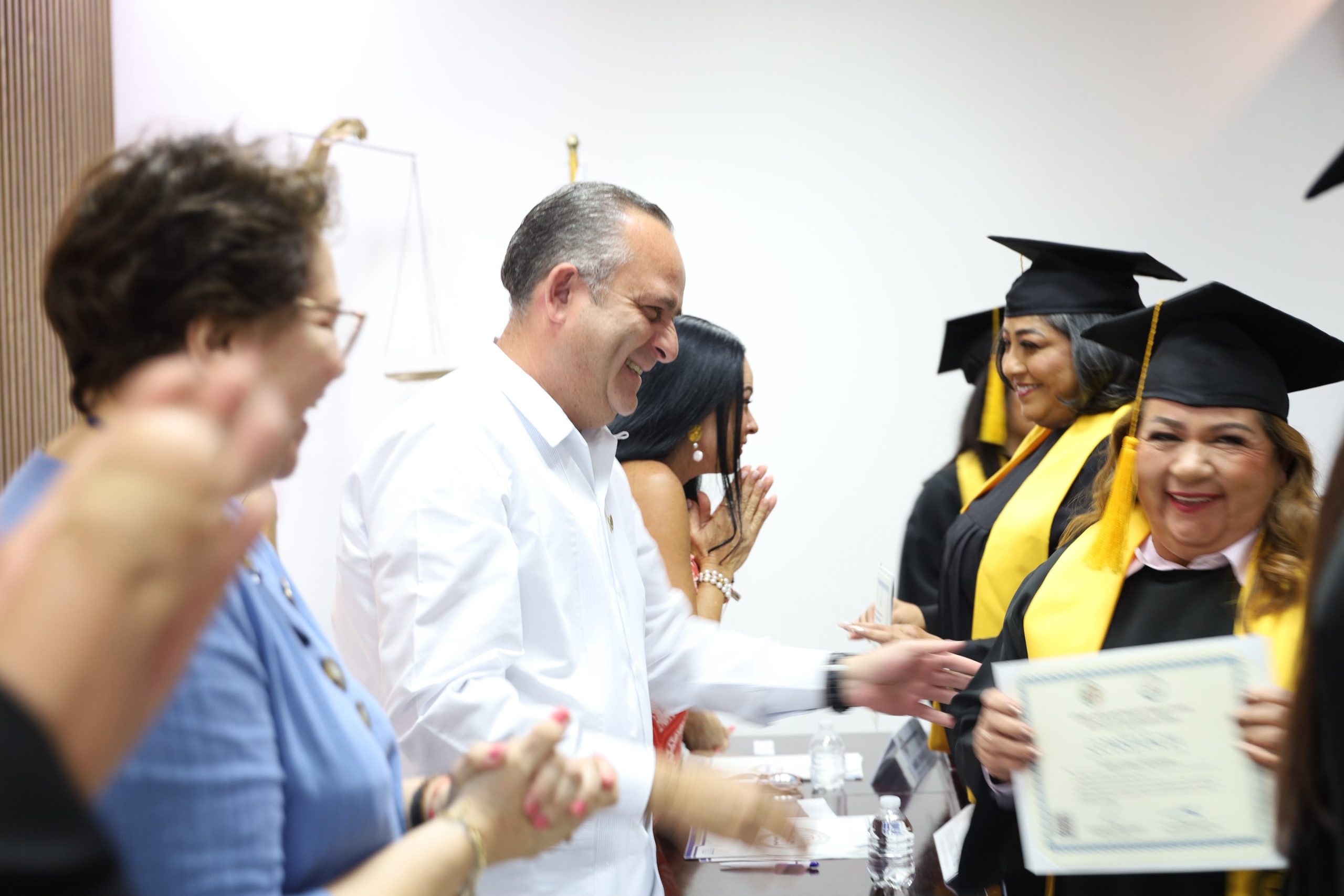 Flexibilizarán procesos para obtener grados académicos