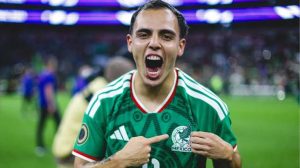 Hugo Camberos, una de las novedades en la primera convocatoria de Rafa Márquez con la Selección Mexicana.