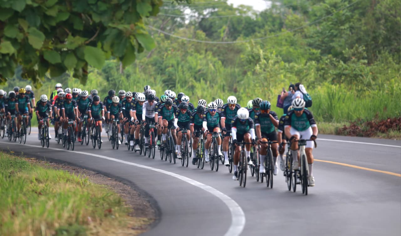 Definiciones de apenas segundos en la meta