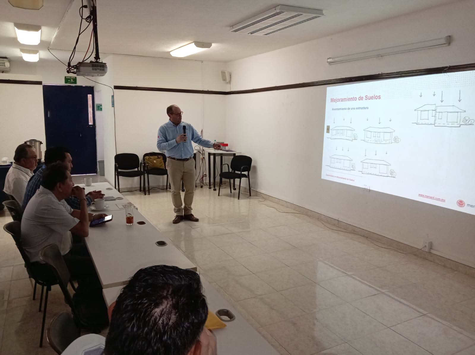 Imparten AMIVTAC y Centro SCIT Tabasco