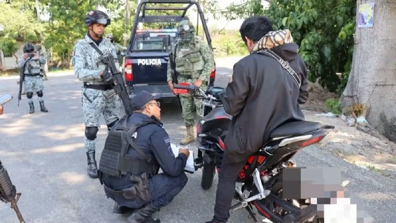Más de 7 mil litros de hidrocarburo fueron asegurados en Tabasco