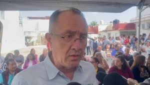Manuel Pérez Lanz cuenta con trayectoria en el sector salud, donde se desempeñó como coordinador estatal del IMSS-Bienestar en Tabasco antes de asumir la Rectoría de la Universidad Olmeca.