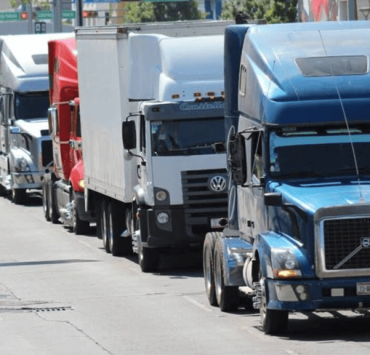 Alertan por movilización de transportistas
