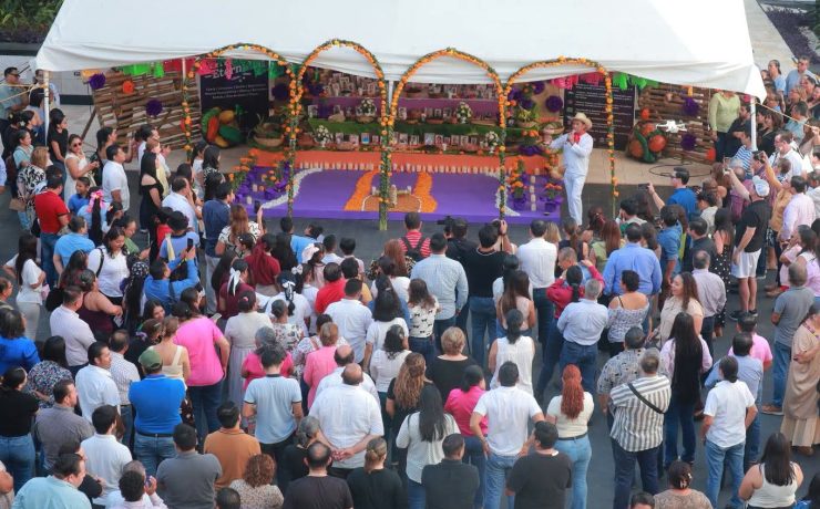Centro honra la memoria de sus colaboradores