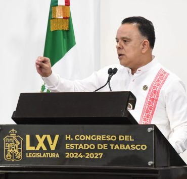 Diputado Marcos Rosendo se registra