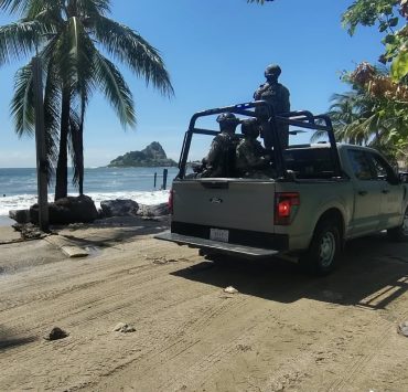 Marina refuerza acciones preventivas en Sinaloa y Nayarit ante el huracán “Simón”