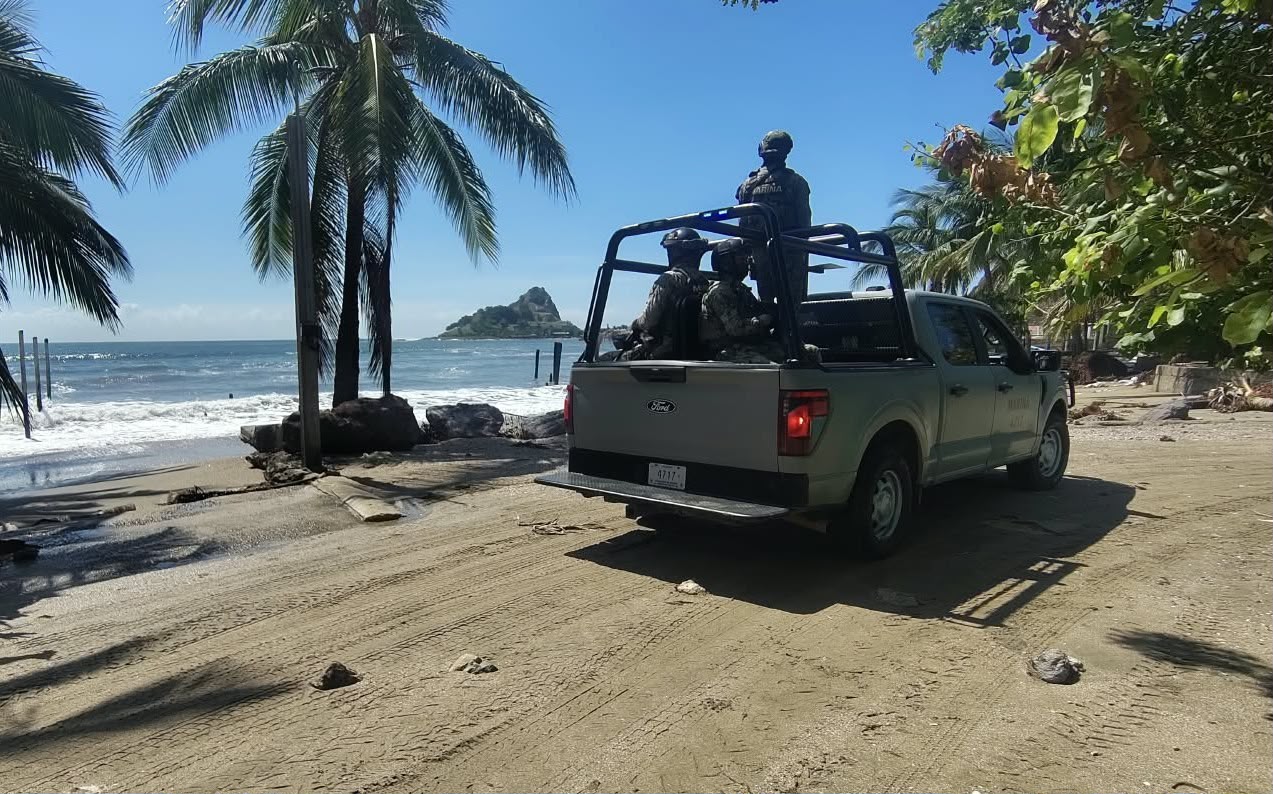 Marina refuerza acciones preventivas en Sinaloa y Nayarit ante el huracán “Simón”