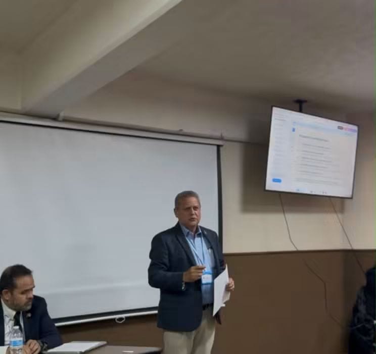 Participa en congreso internacional de Derecho