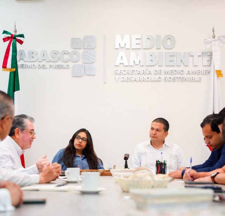 Pemex promete apagar dos mecheros